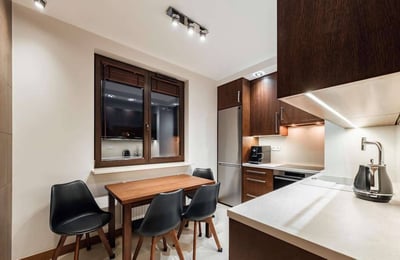 Location d’un appartement élégant de 2 pièces, 50 m², Mokotów, Varsovie, Pologne